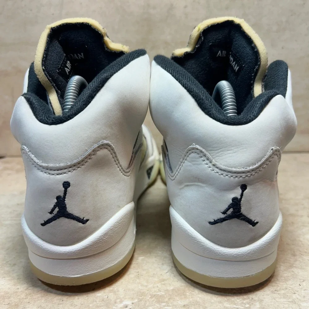 Nike Air Jordan 5 Retro SE Craft Light Orewood Brown‎ FQ3682-100 7Y Womens 8.5